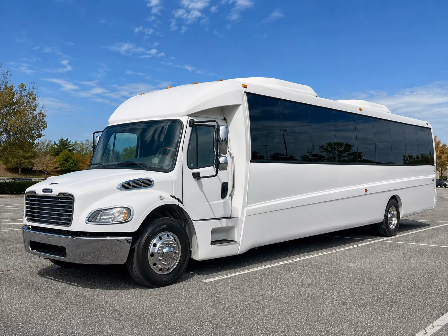 evesham 30 passenger party bus