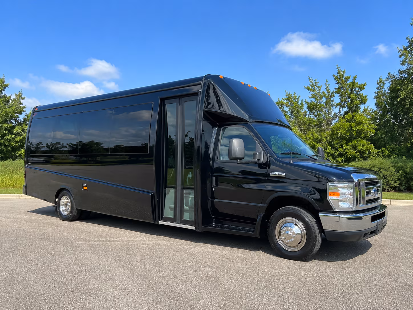 vineland flexible charter bus rentals for vineland sports teams and fans